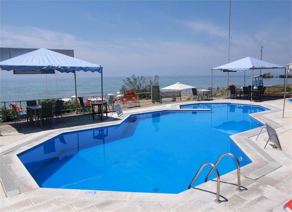 Corfu Glyfada Menigos Beach Apartments Eksteriør billede