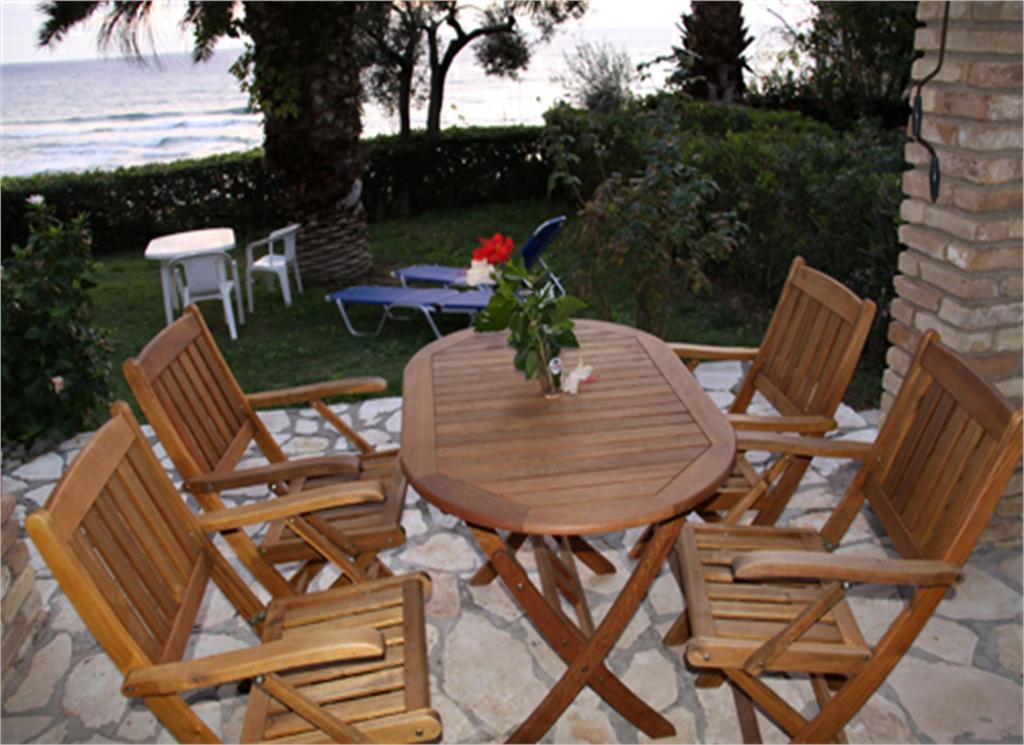Corfu Glyfada Menigos Beach Apartments Eksteriør billede