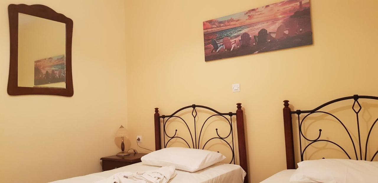 Corfu Glyfada Menigos Beach Apartments Eksteriør billede