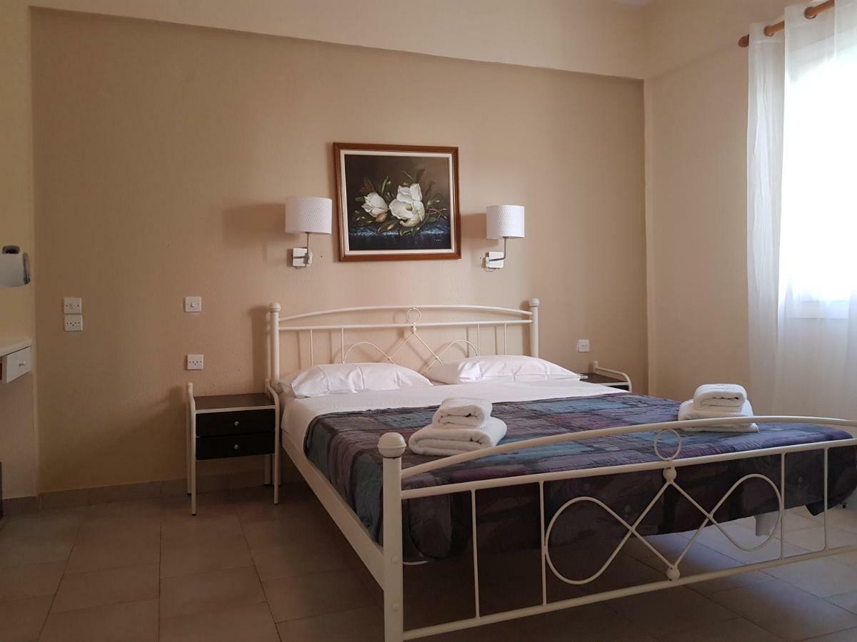 Corfu Glyfada Menigos Beach Apartments Eksteriør billede